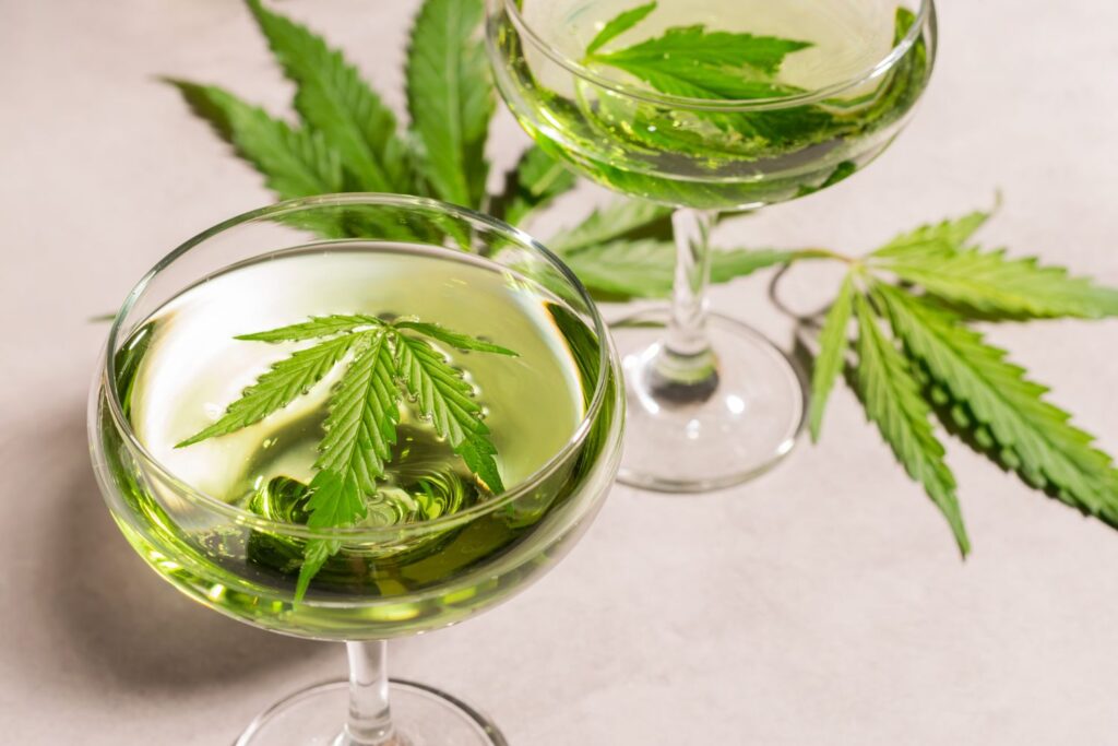 Why Does CBD Oil Change Colour, Smell, or Texture